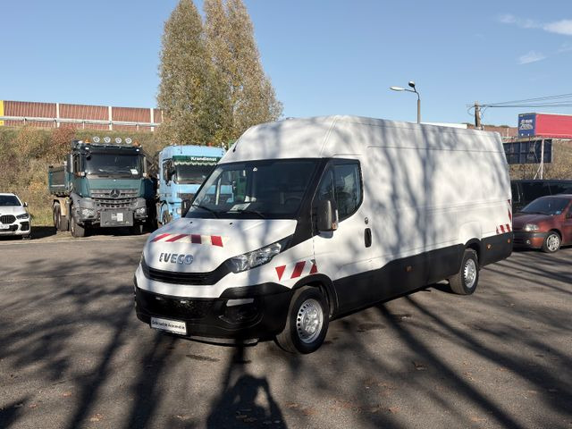 Iveco Daily Kasten 35 S . - Kastenwagen, Transporter mit Doppelkabine: das Bild 3 Iveco Daily Kasten 35 S . - Kastenwagen, Transporter mit Doppelkabine: das Bild 3