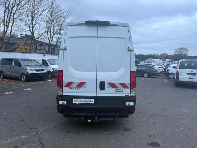 Iveco Daily Kasten HKa 35 S 16 AUTOMATIK - Kastenwagen: das Bild 4 Iveco Daily Kasten HKa 35 S 16 AUTOMATIK - Kastenwagen: das Bild 4