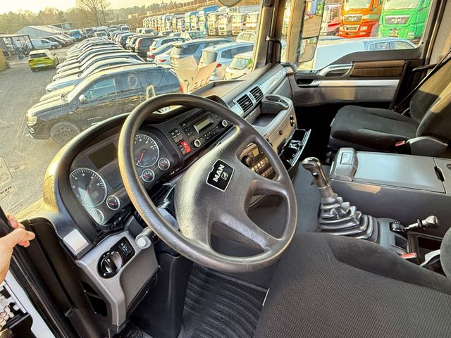 Kipper MAN TGS 26.400 Kipper mit Kran Jonsered 6x4: das Bild 11