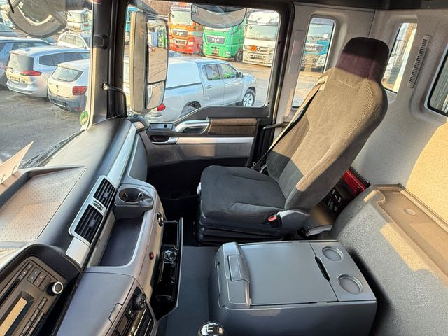 Kipper MAN TGS 26.400 Kipper mit Kran Jonsered 6x4: das Bild 13