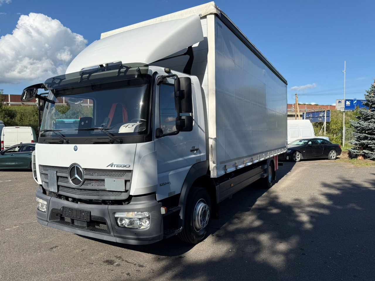 Mercedes-Benz Atego 1224 18 tkm - Koffer LKW: das Bild 3 Mercedes-Benz Atego 1224 18 tkm - Koffer LKW: das Bild 3