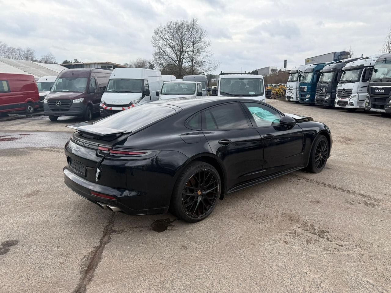 Porsche Panamera 4 S Diesel UNFALL!! - PKW: das Bild 2 Porsche Panamera 4 S Diesel UNFALL!! - PKW: das Bild 2