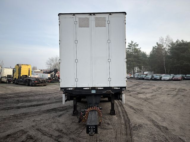 RUFA ZTC 19-21 - Planenanhänger: das Bild 4 RUFA ZTC 19-21 - Planenanhänger: das Bild 4