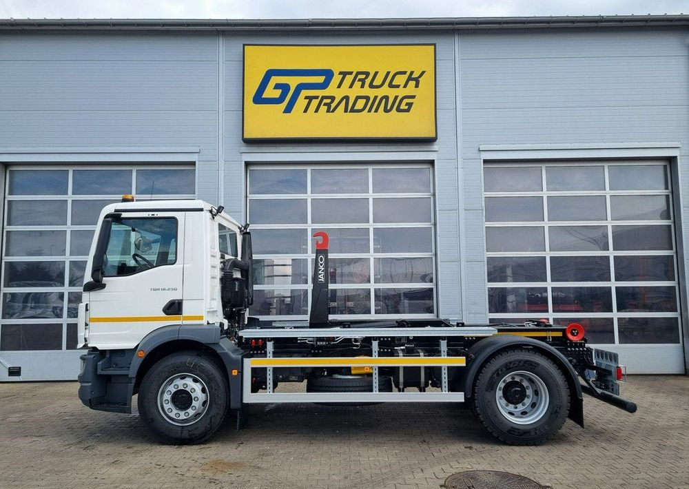 MAN TGM 18 250 - Müllwagen: das Bild 1 MAN TGM 18 250 - Müllwagen: das Bild 1