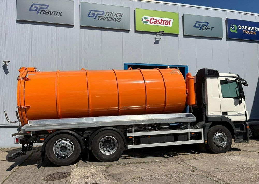 Mercedes-Benz Actros 2532 - Tankwagen: das Bild 4 Mercedes-Benz Actros 2532 - Tankwagen: das Bild 4