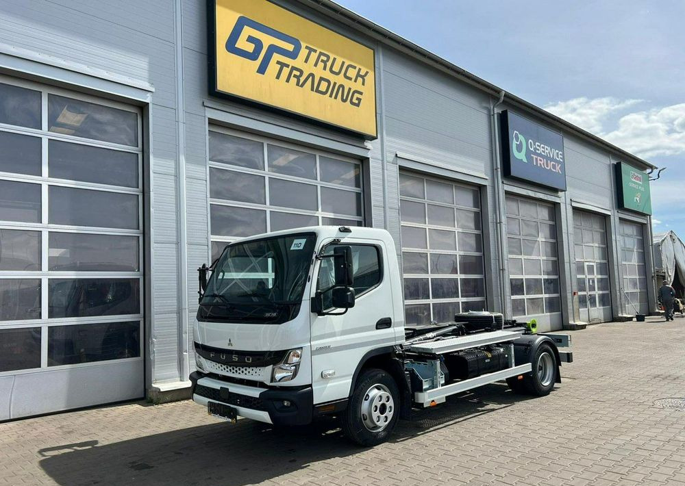 Mitsubishi Fuso - Abrollkipper: das Bild 1 Mitsubishi Fuso - Abrollkipper: das Bild 1