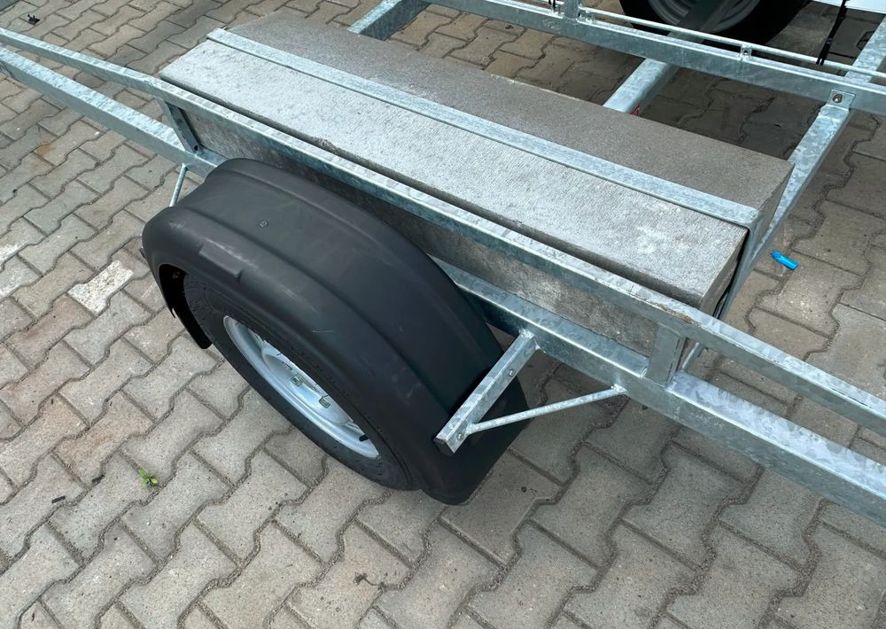 AUTO-TECH P1 - Anhänger: das Bild 3 AUTO-TECH P1 - Anhänger: das Bild 3