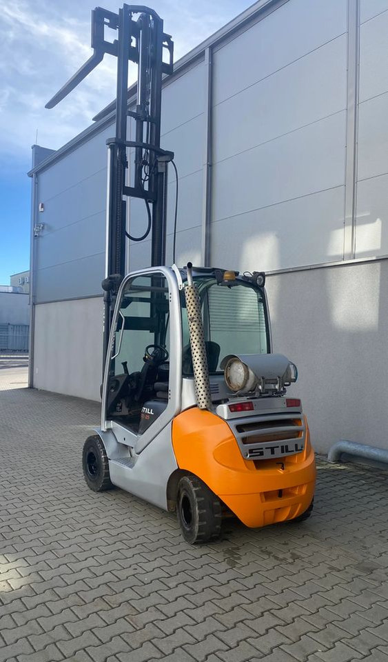 Still RX 70-25 - Dieselstapler: das Bild 4 Still RX 70-25 - Dieselstapler: das Bild 4