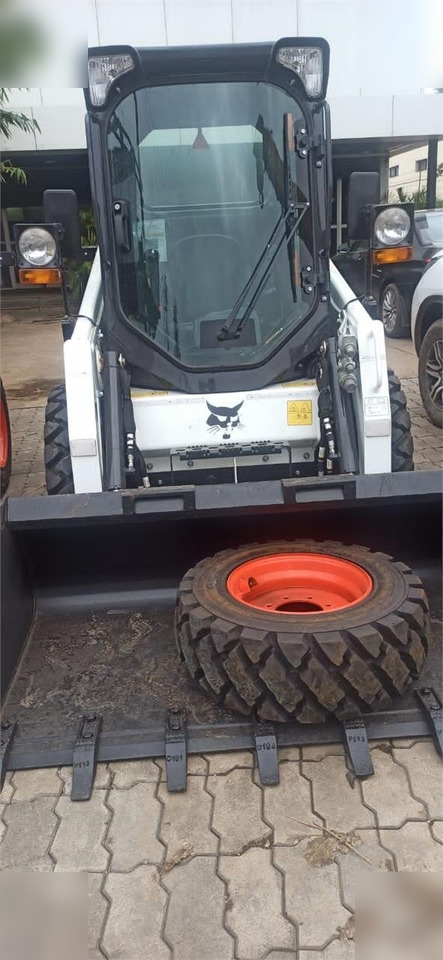 BOBCAT S450 - Kompaktlader: das Bild 3 BOBCAT S450 - Kompaktlader: das Bild 3