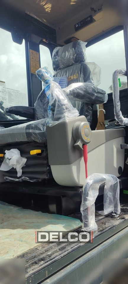 Kettenbagger neu kaufen HYUNDAI ROBEX 210: das Bild 12