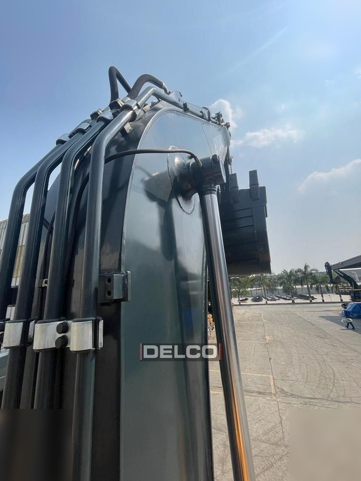 HYUNDAI ROBEX 215L SMART - Kettenbagger: das Bild 5 HYUNDAI ROBEX 215L SMART - Kettenbagger: das Bild 5