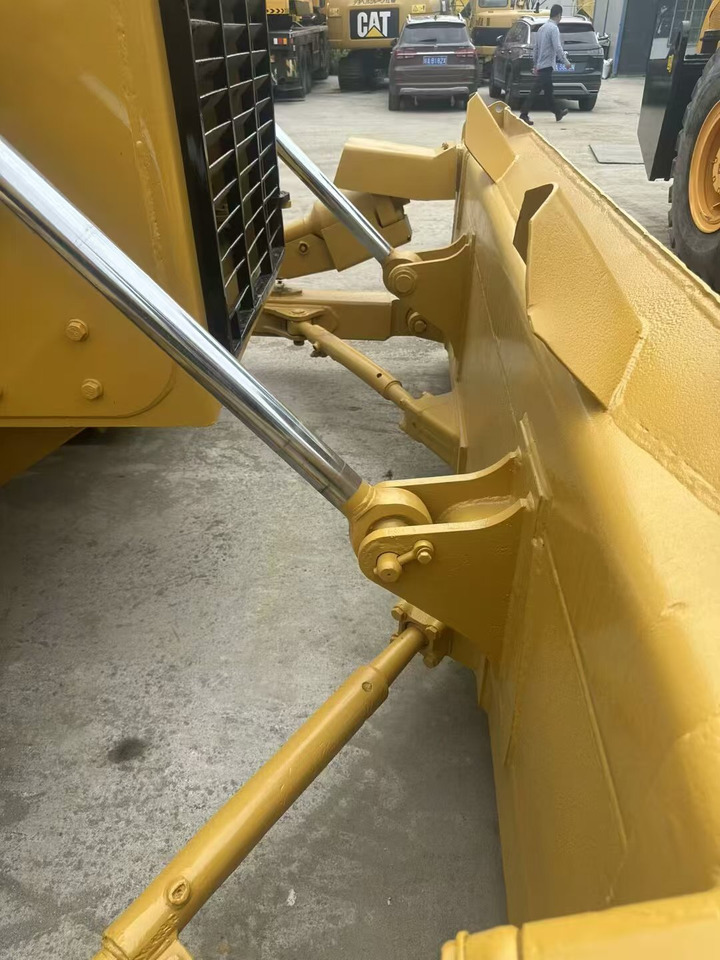 CAT D6G - Bulldozer: das Bild 3 CAT D6G - Bulldozer: das Bild 3