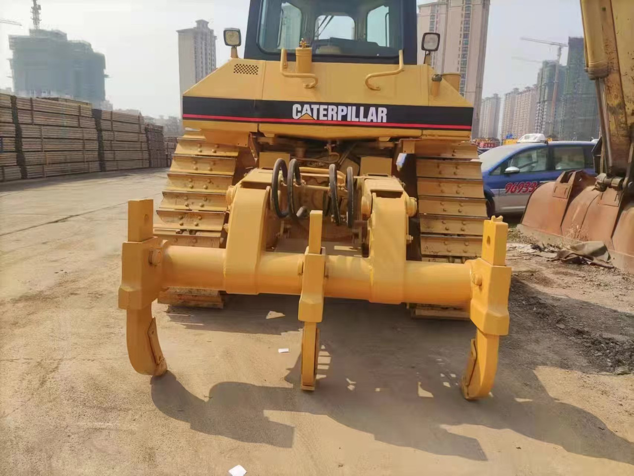 CAT D6M - Bulldozer: das Bild 4 CAT D6M - Bulldozer: das Bild 4