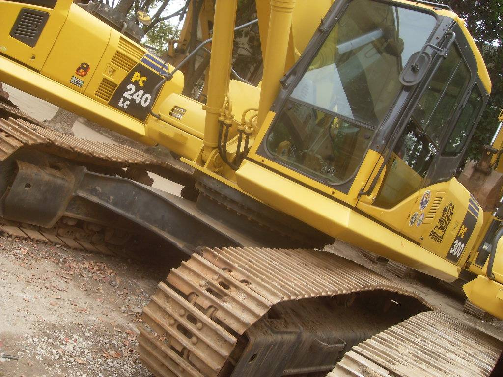 Komatsu PC300-7 - Kettenbagger: das Bild 1 Komatsu PC300-7 - Kettenbagger: das Bild 1