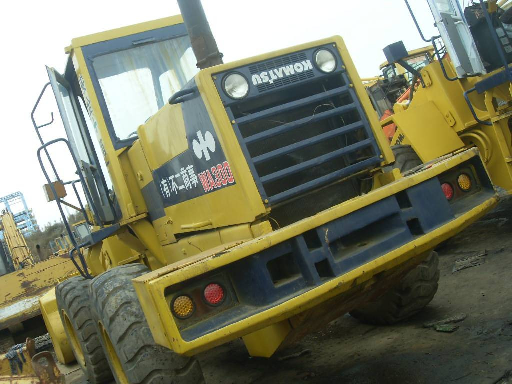 Komatsu WA300 - Radlader: das Bild 1 Komatsu WA300 - Radlader: das Bild 1