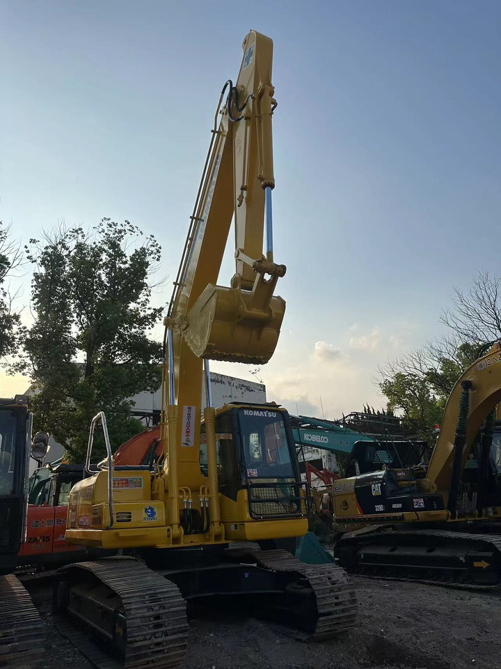 Komatsu pc220-7 - Kettenbagger: das Bild 5 Komatsu pc220-7 - Kettenbagger: das Bild 5