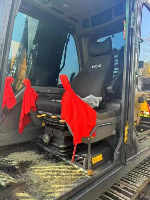 Volvo EC140 - Kettenbagger: das Bild 5 Volvo EC140 - Kettenbagger: das Bild 5