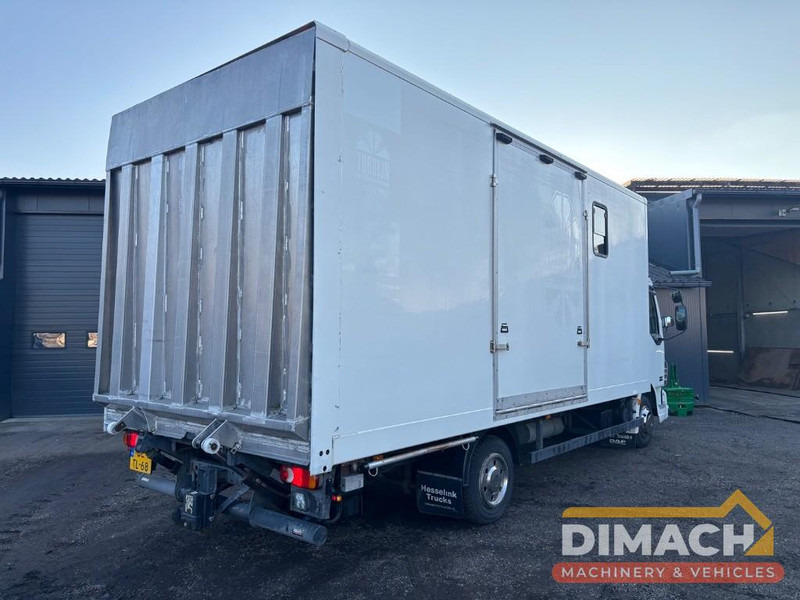 DAF FA LF45.150 4 paards, laadlift. Horsetruck NL truck - Pferdetransporter: das Bild 5 DAF FA LF45.150 4 paards, laadlift. Horsetruck NL truck - Pferdetransporter: das Bild 5