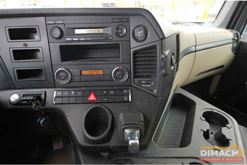 Sattelzugmaschine Mercedes-Benz 1843 Actros 4x2 - Euro 6 - retarder - PTO voorbereid: das Bild 16 Sattelzugmaschine Mercedes-Benz 1843 Actros 4x2 - Euro 6 - retarder - PTO voorbereid: das Bild 16
