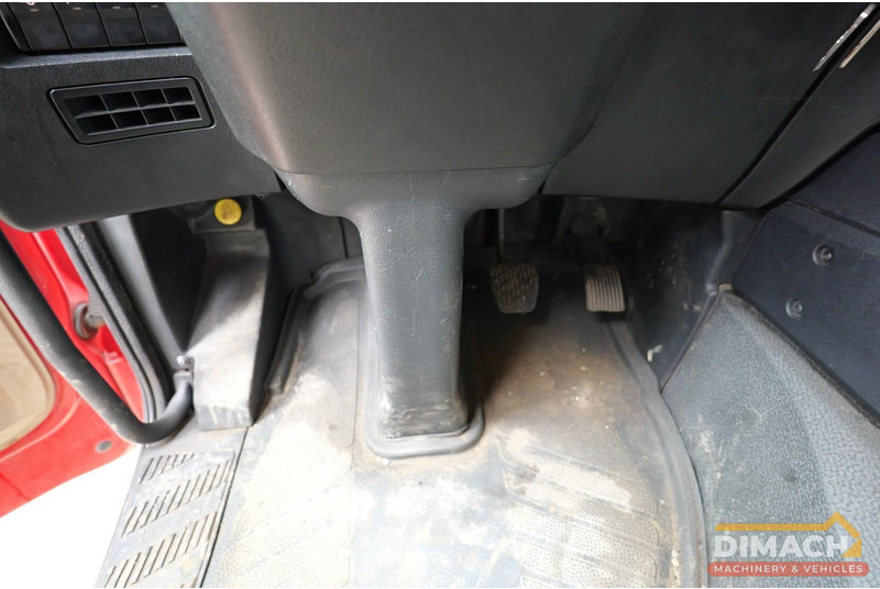 Sattelzugmaschine Mercedes-Benz 1843 Actros 4x2 - Euro 6 - retarder - PTO voorbereid: das Bild 15 Sattelzugmaschine Mercedes-Benz 1843 Actros 4x2 - Euro 6 - retarder - PTO voorbereid: das Bild 15