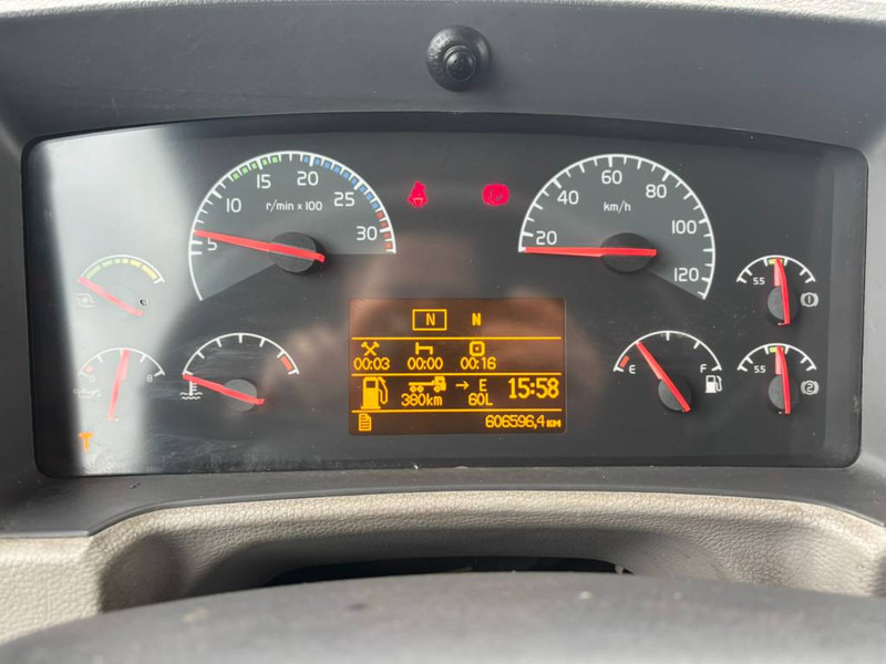 Volvo FL 12.240 laadklep Euro 5 automaat NL truck - Koffer LKW: das Bild 4 Volvo FL 12.240 laadklep Euro 5 automaat NL truck - Koffer LKW: das Bild 4