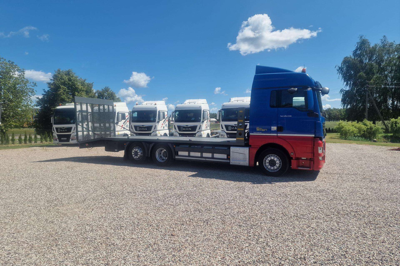 MAN TGX 26.440 - Autotransporter LKW: das Bild 3 MAN TGX 26.440 - Autotransporter LKW: das Bild 3
