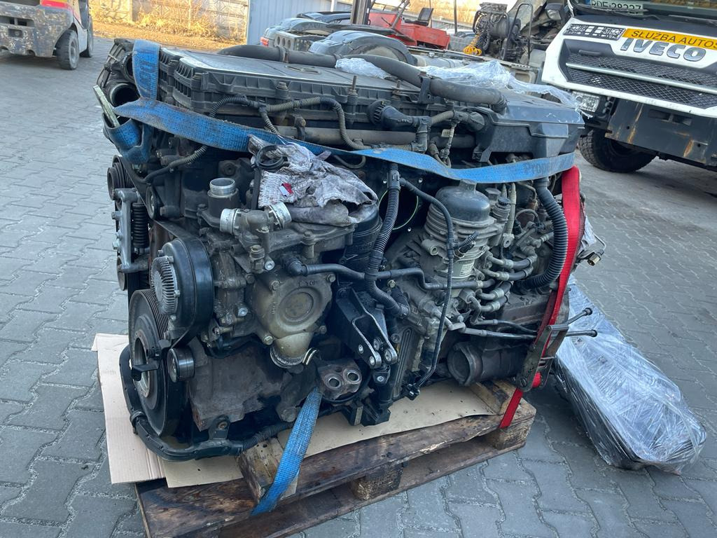 MERCEDES-BENZ om473 mp4 euro6 Claas Setra Liebherr - Zylinderkopf für LKW: das Bild 1 MERCEDES-BENZ om473 mp4 euro6 Claas Setra Liebherr - Zylinderkopf für LKW: das Bild 1