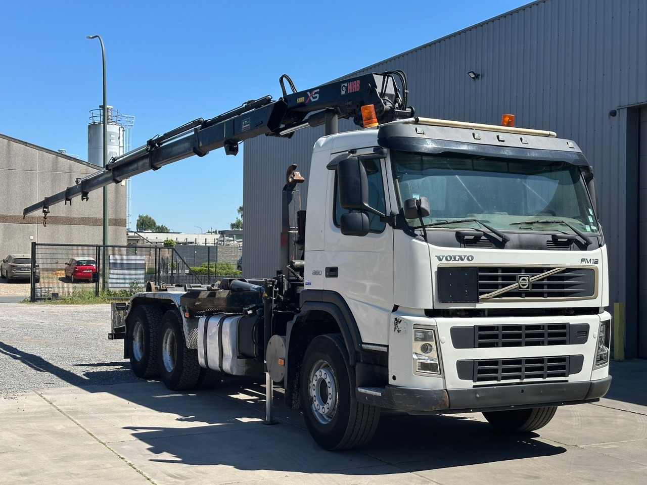 Volvo FM12 380 Hiab 144E-3 - Abrollkipper: das Bild 2 Volvo FM12 380 Hiab 144E-3 - Abrollkipper: das Bild 2