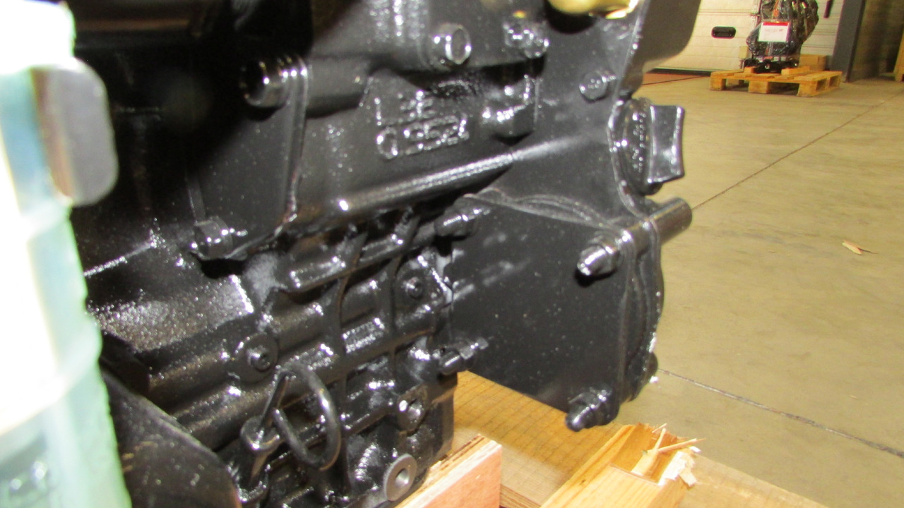 Mitsubishi New engine L3E-Z564SPH stage 5 + PTO - Motor für Bagger: das Bild 5 Mitsubishi New engine L3E-Z564SPH stage 5 + PTO - Motor für Bagger: das Bild 5