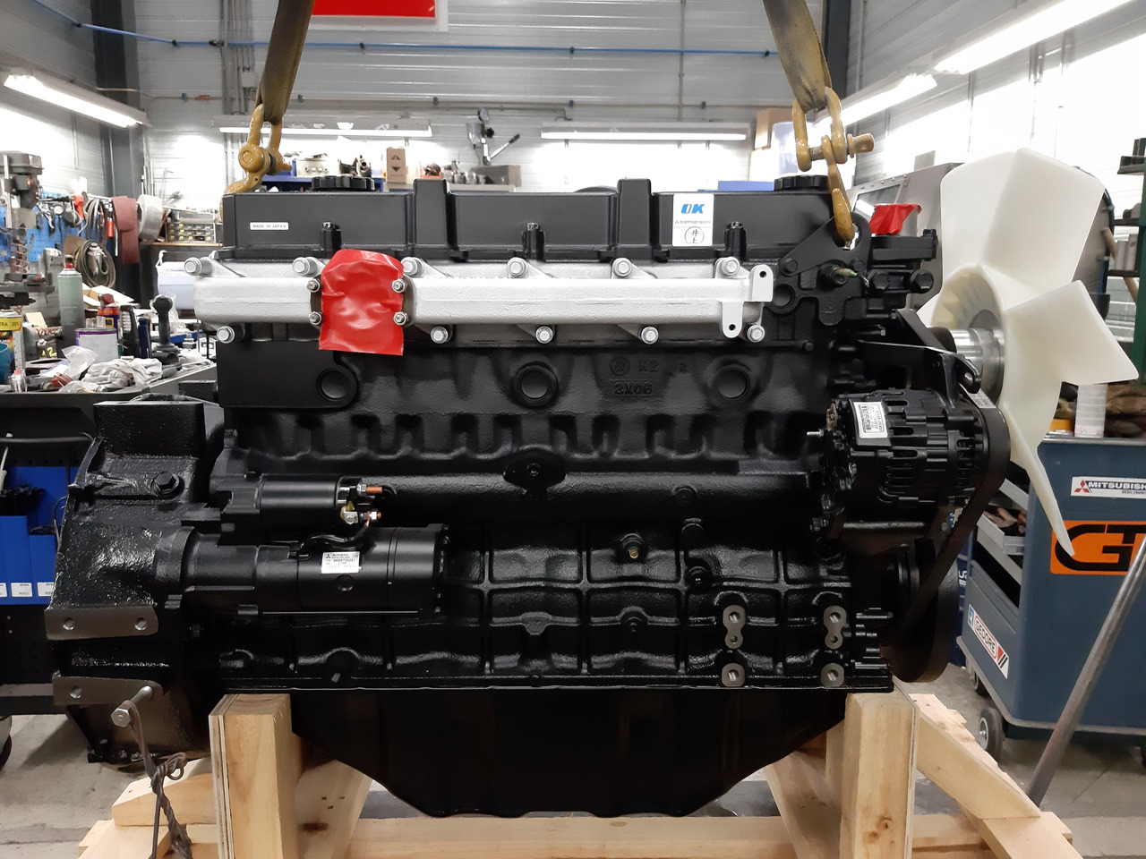 Mitsubishi New engine S6S 70Kw @ 2500 rpm - Motor für Bagger: das Bild 2 Mitsubishi New engine S6S 70Kw @ 2500 rpm - Motor für Bagger: das Bild 2