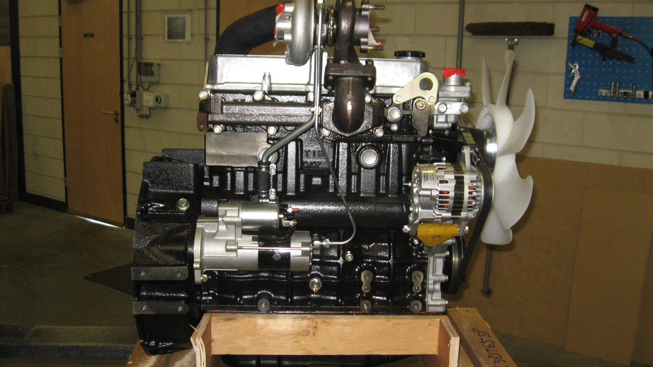 Mitsubishi S4S-Z3DT65SP 62 kW @ 2500 rpm - Motor für Lader: das Bild 1 Mitsubishi S4S-Z3DT65SP 62 kW @ 2500 rpm - Motor für Lader: das Bild 1