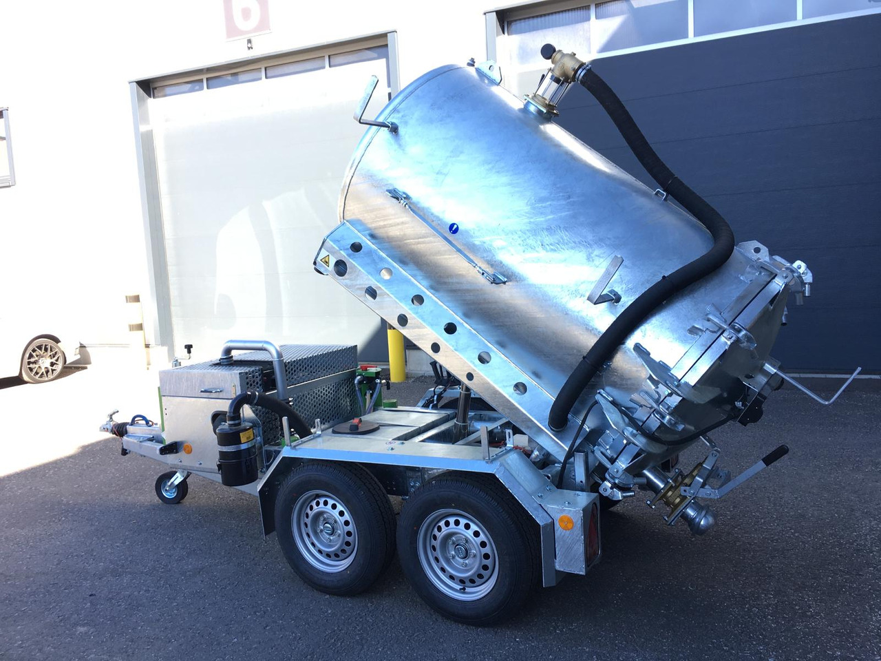 M-Vac 1,8m³ *Kippbar* Vakuum-Saugsystem / Saugfass / Sauganhänger / Saughänger M-Vac Reinigungskit - Saug-/ Spülfahrzeug: das Bild 2 M-Vac 1,8m³ *Kippbar* Vakuum-Saugsystem / Saugfass / Sauganhänger / Saughänger M-Vac Reinigungskit - Saug-/ Spülfahrzeug: das Bild 2