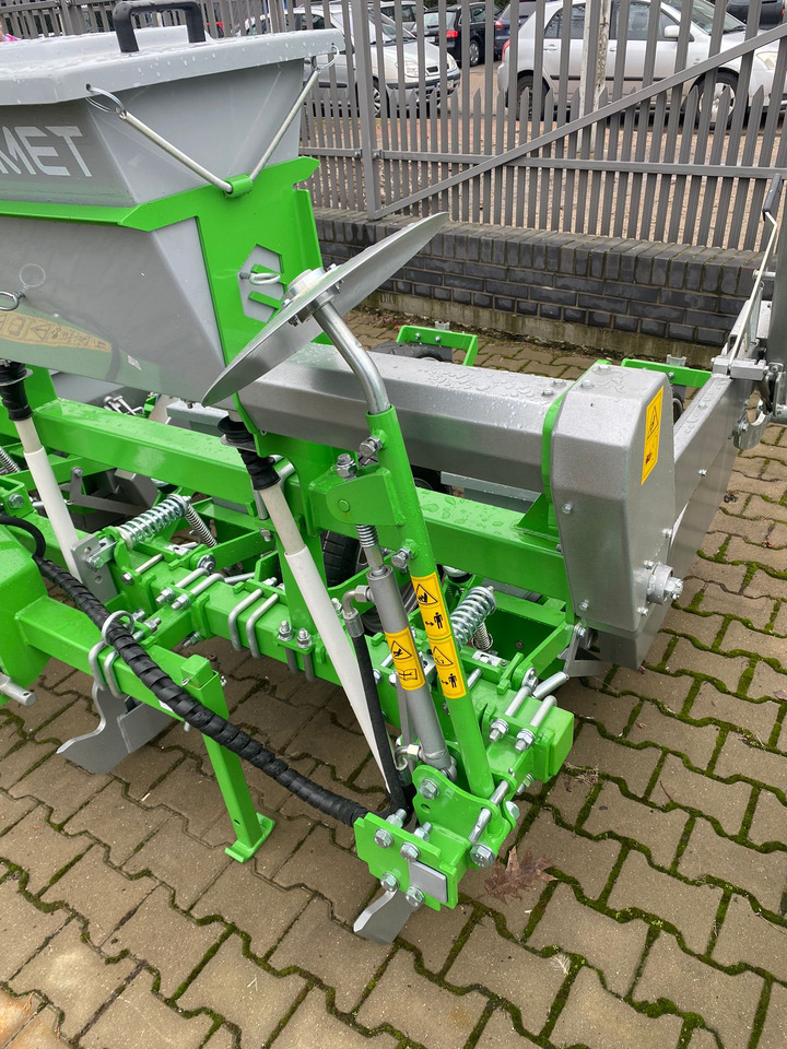BOMET Precision seeder / Semoir de précision / Siewnik punktowy - Einzelkornsämaschine: das Bild 5 BOMET Precision seeder / Semoir de précision / Siewnik punktowy - Einzelkornsämaschine: das Bild 5
