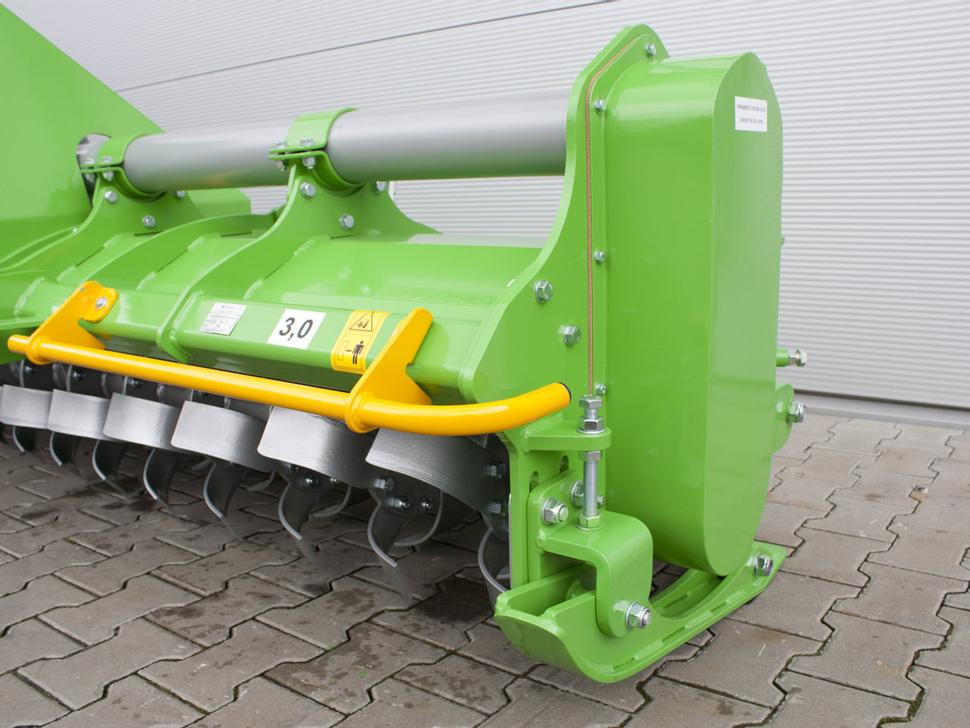 Bodenfräse neu kaufen Bomet Bodenfräsen / Rotary tiller / Rotavator / Vangatrice / Desgarrador / Роторный культиватор / Glebogryzarka 3 m: das Bild 8