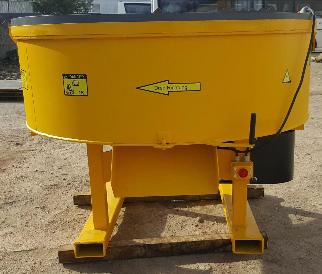 DC Betonmischer / Electric concrete mixer / Malaxeur à béton électrique / Betoniera / Бетономешалка с электроприводом / Betoniarka elektryczna 1000 l - Betonmischanlage: das Bild 2 DC Betonmischer / Electric concrete mixer / Malaxeur à béton électrique / Betoniera / Бетономешалка с электроприводом / Betoniarka elektryczna 1000 l - Betonmischanlage: das Bild 2