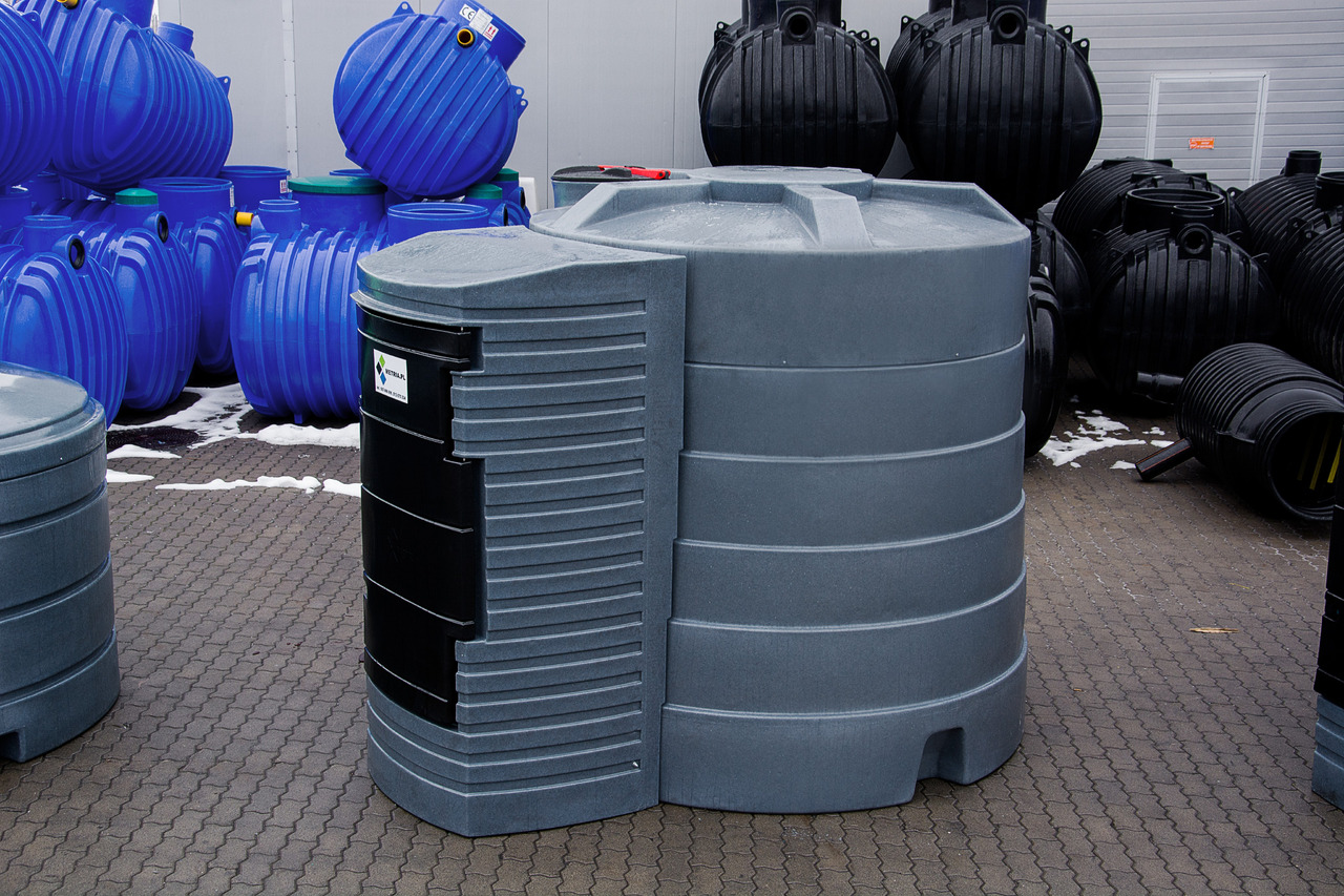 DC Dieseltank / Double-walled fuel tank for diesel fuel / Cuve à gasoil / Serbatoio gasolio / Бак для дизельного топлива / Zbiornik dwupłaszczowe na paliwo do oleju napędowego 5000 l - Lagertank: das Bild 1 DC Dieseltank / Double-walled fuel tank for diesel fuel / Cuve à gasoil / Serbatoio gasolio / Бак для дизельного топлива / Zbiornik dwupłaszczowe na paliwo do oleju napędowego 5000 l - Lagertank: das Bild 1