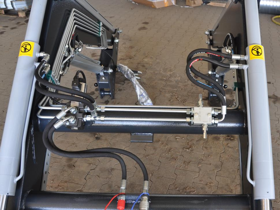 Frontlader für Traktor für Anbauteil neu kaufen METAL-TECHNIK Frontlader / Front loader / Chargeur frontal / Caricatore frontale / Cargador fronta / Фронтальный погрузчик / Ładowacz czołowy Tytan MT-02: das Bild 7