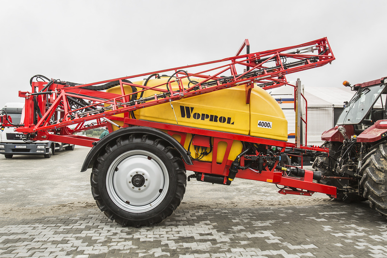 WOPROL Feldspritze / Sprayer / Pulvérisateur / Opryskiwacz 4000 L - Anhängespritze: das Bild 1 WOPROL Feldspritze / Sprayer / Pulvérisateur / Opryskiwacz 4000 L - Anhängespritze: das Bild 1
