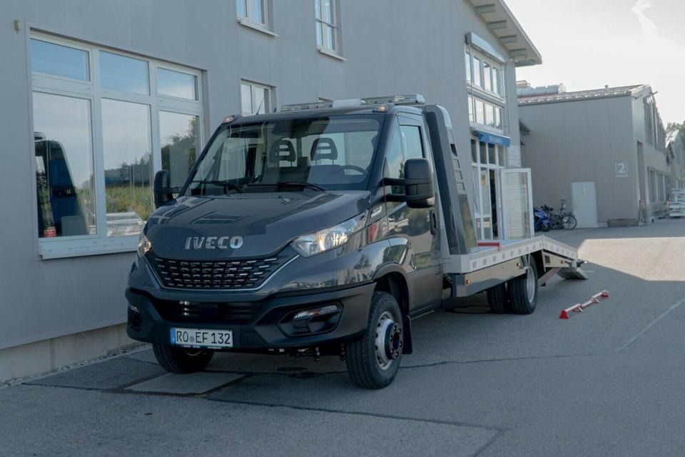 Algema IVECO Daily 70 & ALGEMA Festplateau 2 (3,5to NL) - Abschleppwagen: das Bild 3 Algema IVECO Daily 70 & ALGEMA Festplateau 2 (3,5to NL) - Abschleppwagen: das Bild 3