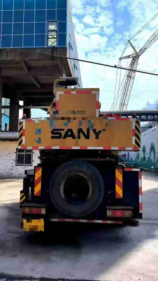 SANY STC350 - Mobilkran: das Bild 3 SANY STC350 - Mobilkran: das Bild 3