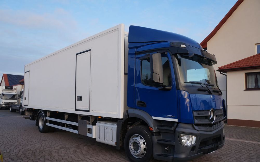Mercedes-Benz ANTOS 1824 EURO 6 1827 CHŁODNIA KONTENER 8.40 m - Kühlkoffer LKW: das Bild 1 Mercedes-Benz ANTOS 1824 EURO 6 1827 CHŁODNIA KONTENER 8.40 m - Kühlkoffer LKW: das Bild 1