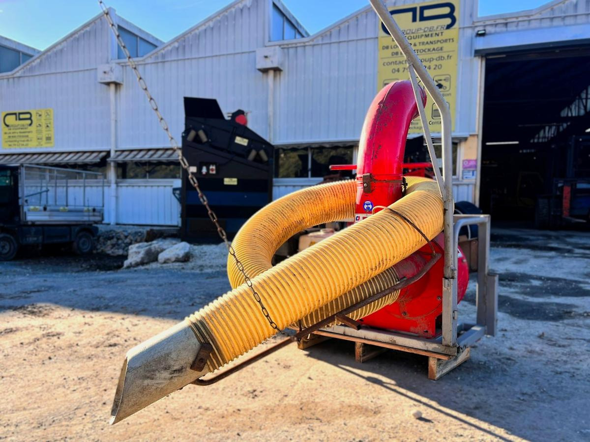 ASPIRATEUR A FEUILLE MOTORISÉ SUR BERCE (NET TVA) - Industriestaubsauger: das Bild 1 ASPIRATEUR A FEUILLE MOTORISÉ SUR BERCE (NET TVA) - Industriestaubsauger: das Bild 1