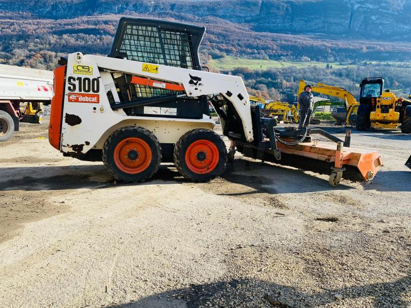 BOBCAT S100 mini chargeuse sur pneu (AVEC ACCESSOIRES) - Kompaktlader: das Bild 5 BOBCAT S100 mini chargeuse sur pneu (AVEC ACCESSOIRES) - Kompaktlader: das Bild 5