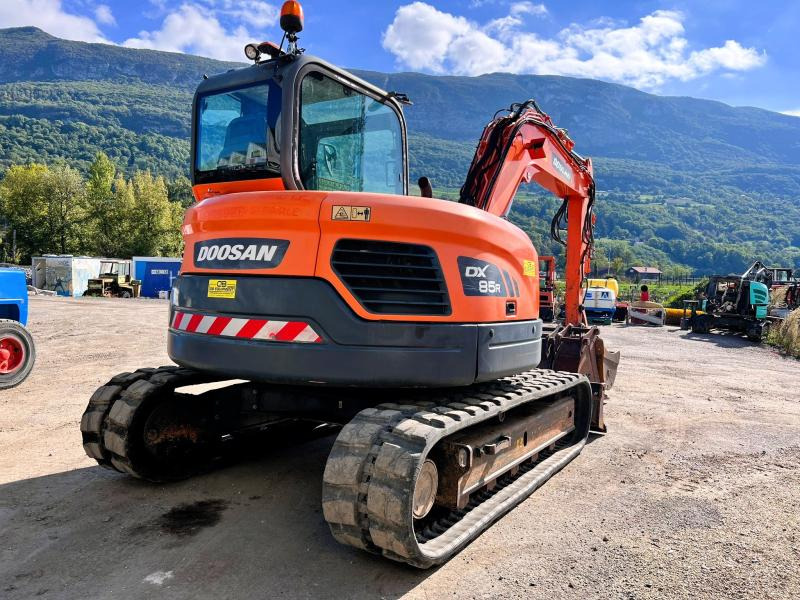Doosan DX85R-3 PELLE A CHENILLES 8,5T PELLE A CHENILLES 8,5T - Kettenbagger: das Bild 5 Doosan DX85R-3 PELLE A CHENILLES 8,5T PELLE A CHENILLES 8,5T - Kettenbagger: das Bild 5