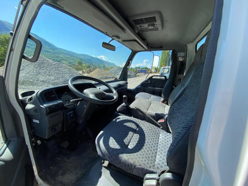 Koffer LKW ISUZU Camion SÉRIE N AVEC 2 STRUCTURES CHAPITEAUX: das Bild 12