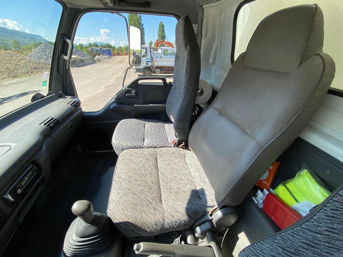 Koffer LKW ISUZU Camion SÉRIE N AVEC 2 STRUCTURES CHAPITEAUX: das Bild 14