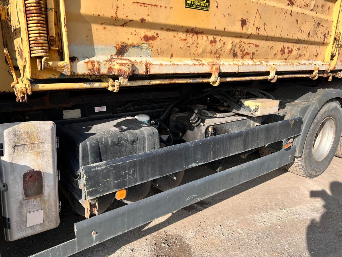 Abrollkipper MAN TGA 28.430 6x2-2 BL CAMION AMPLIROLL: das Bild 12