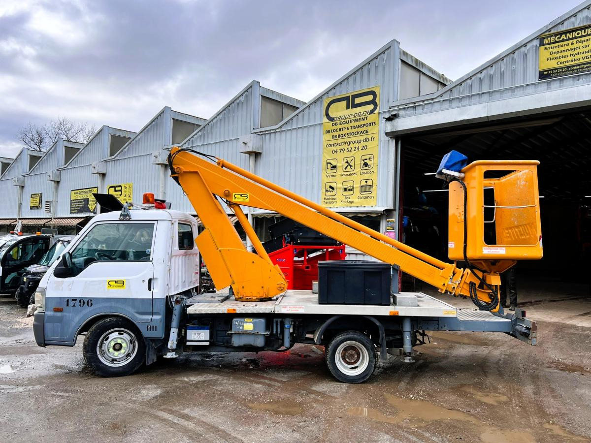 Mazda Bongo Fourgon Nacelle 14,5m - Arbeitsbühne, Transporter: das Bild 2 Mazda Bongo Fourgon Nacelle 14,5m - Arbeitsbühne, Transporter: das Bild 2