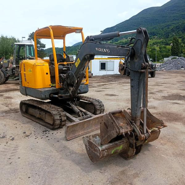 Volvo EC25 MINIPELLE 2,5T - Minibagger: das Bild 2 Volvo EC25 MINIPELLE 2,5T - Minibagger: das Bild 2