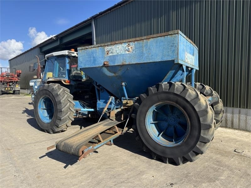 Ford 5610 Dual Power Gravel Cart - Knickgelenkter Dumper: das Bild 2 Ford 5610 Dual Power Gravel Cart - Knickgelenkter Dumper: das Bild 2